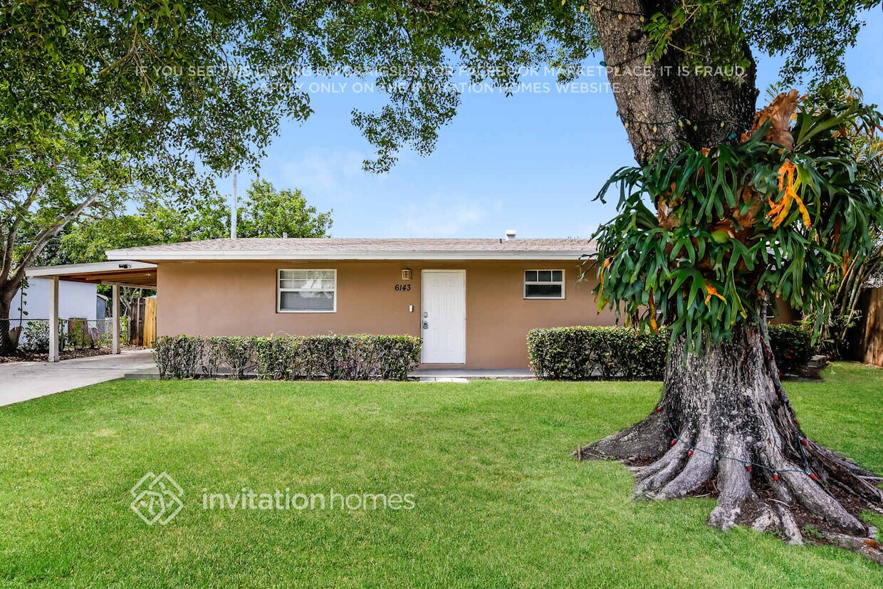 Foto principal - 6143 Westover Rd