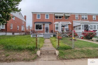 Building Photo - 1924 Penhall Rd