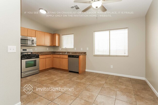 Foto del edificio - 5608 W Raven Creek Ave