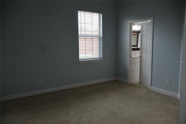 Building Photo - 10842 Woodchase Cir