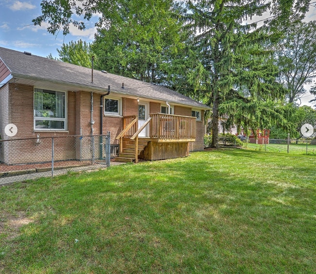 Building Photo - 4065 Dougall Av