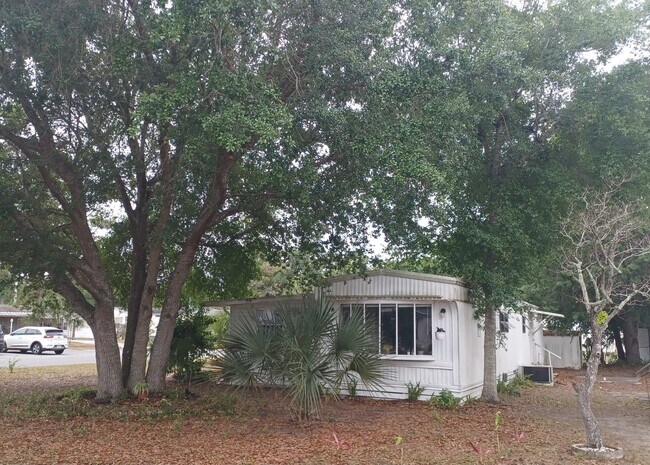 Building Photo - 1721 Timber Ridge Cir
