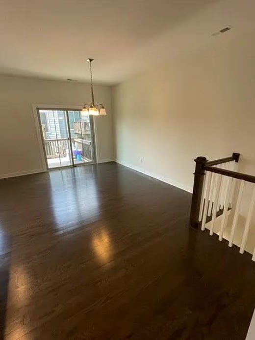 Building Photo - Three story town home with 2 car garage