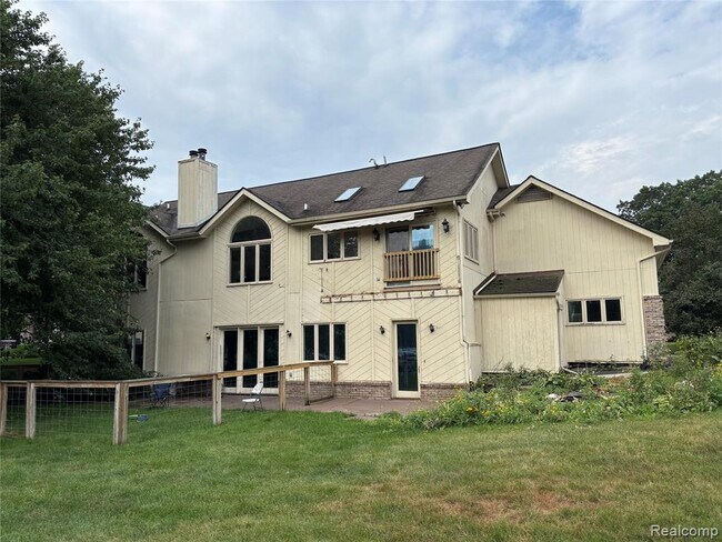 Foto del edificio - 969 Bogie Lake Rd