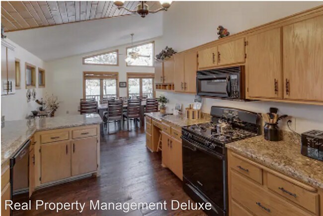 Foto del edificio - 3 br, 2 bath House - 14072 Big Pine Trail