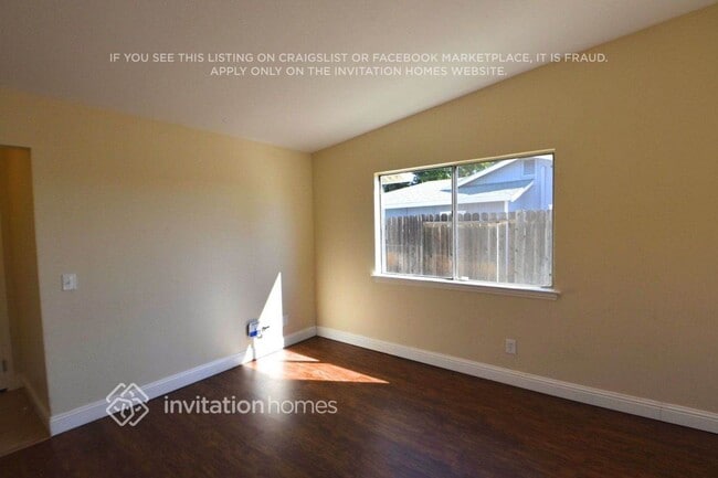 Building Photo - 2018 Southwood Dr