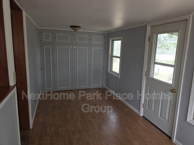 Foto del edificio - 614 Prairie St