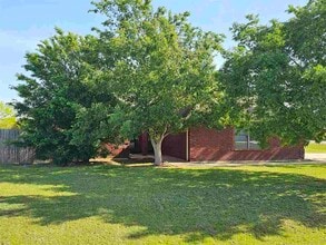 Building Photo - 13 Havenshire Cir