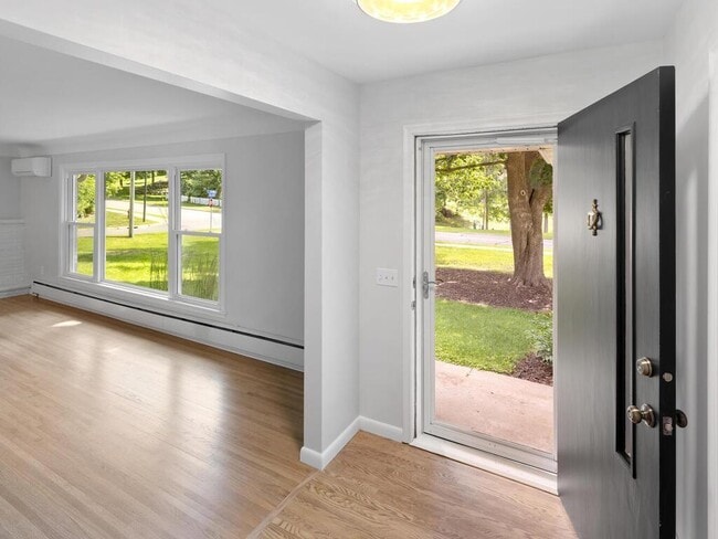 Foto del edificio - 4820 Williston Rd