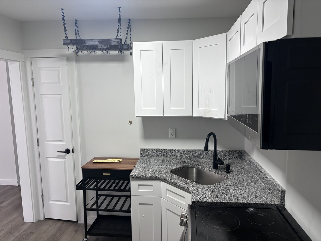 Photo - 2747 Washington Avenue