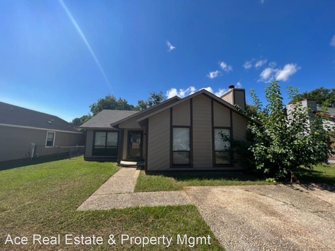 6939 Timberwood Dr, Fayetteville, NC 28314 House Rental in