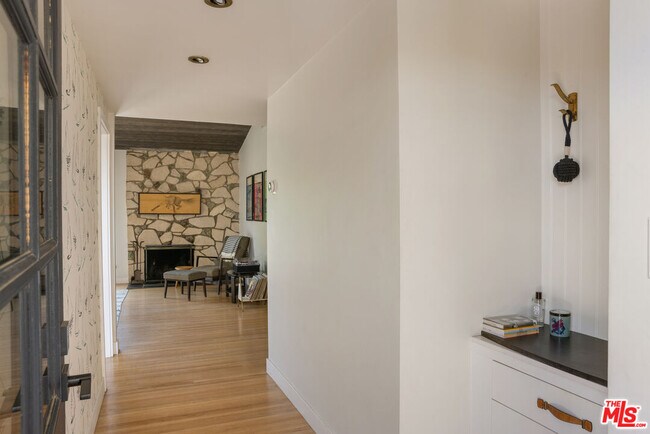 Foto del edificio - 2611 Range Rd