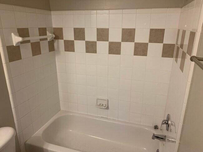 Foto del edificio - 2170 Del Lago Cir NW