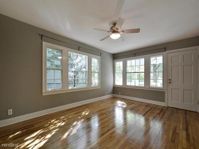 Building Photo - 2 br, 2 bath House - 3506 Robinson Avenue