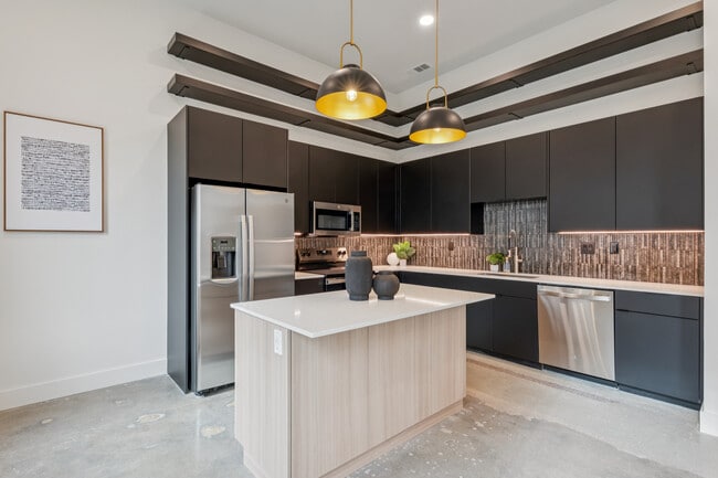 Building Photo - The Beacon Building