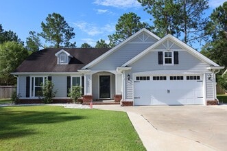 Building Photo - 901 Sugarberry Dr
