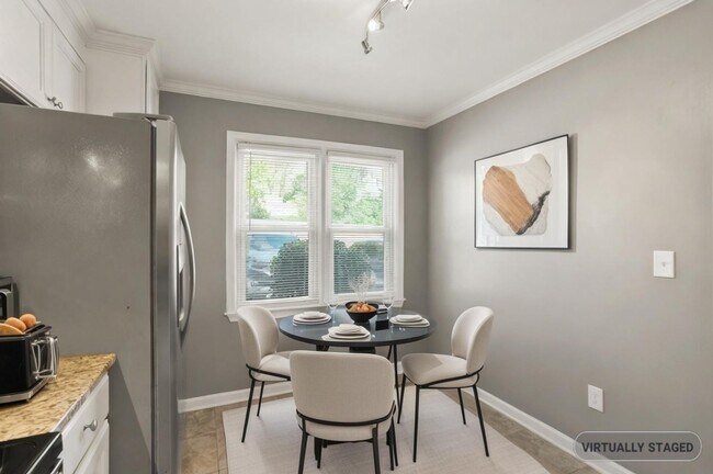 Foto del edificio - Spacious 2BR Condo in Simpsonville