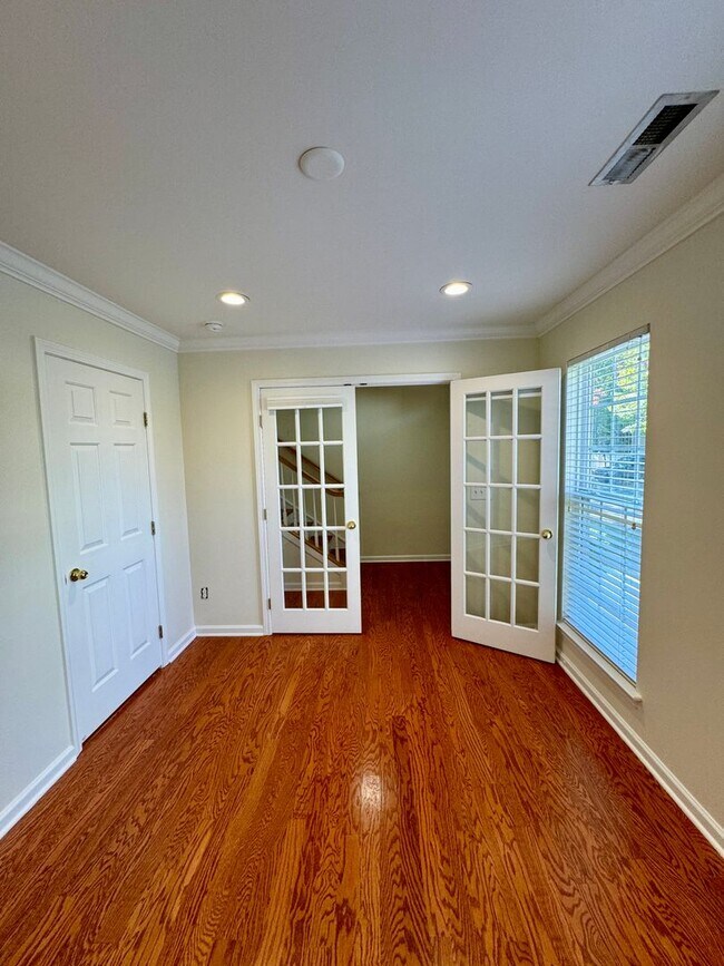 Foto del edificio - 3BR/3BA Townhouse in Ballantyne