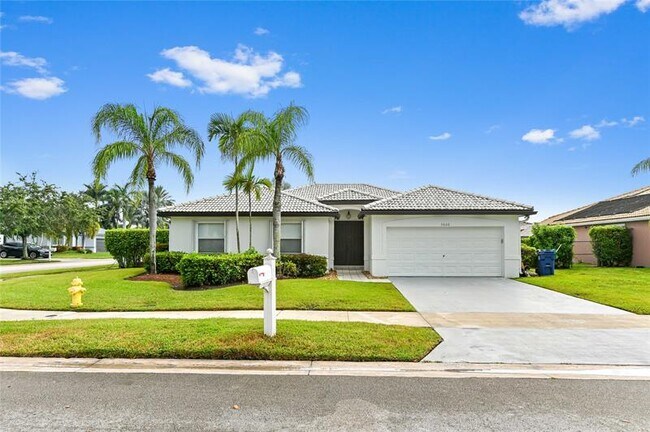 Foto del edificio - 5606 NW 109th Way