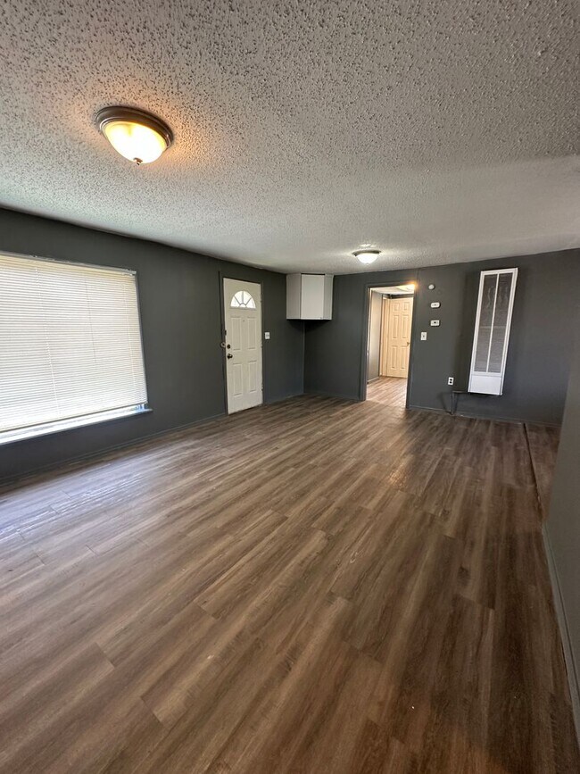 Foto del edificio - 2814 NW 3rd Ave