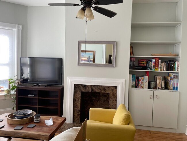 Foto del edificio - 3626 10th St NW