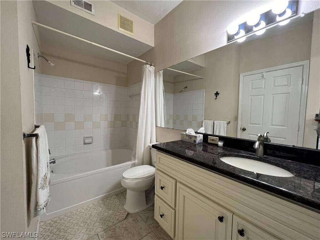 Building Photo - 11550 Villa Grand