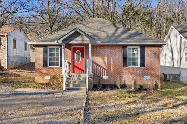 Photo - 2821 Old Matthews Rd House
