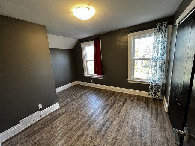 Photo du bâtiment - 29 Haynes Ave