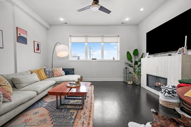 Foto del edificio - 622 N Rockwell St