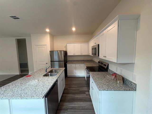 Building Photo - 4521 Firewheel Dr