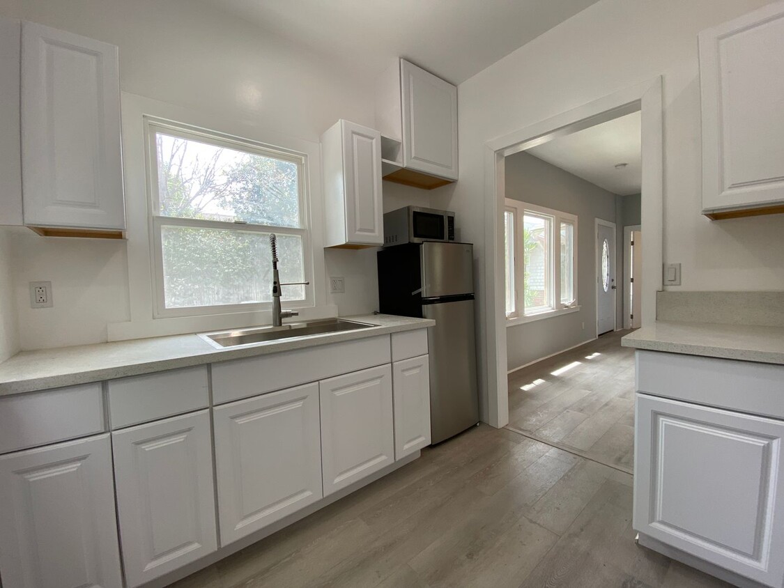 Foto principal - 318 Belmont Ave