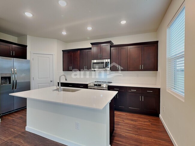 Foto del edificio - 9534 W Bowie Ct