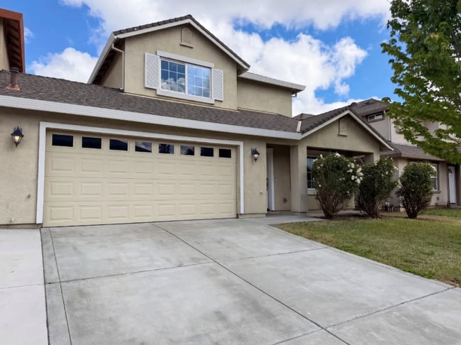 Building Photo - 251 Sugnet Way