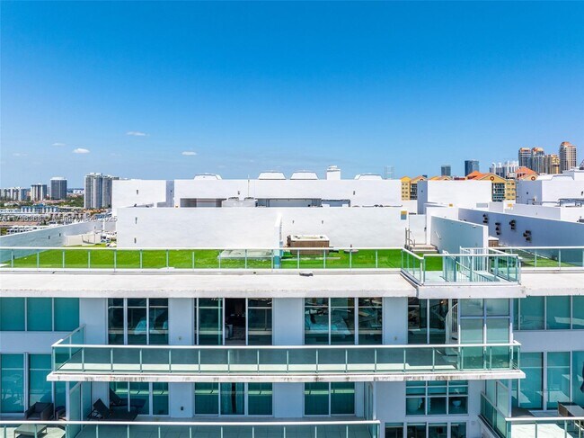 Foto del edificio - 400 Sunny Isles Blvd