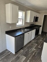 Building Photo - 20 Williams Ln