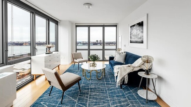Foto del edificio - 606 W 57th St