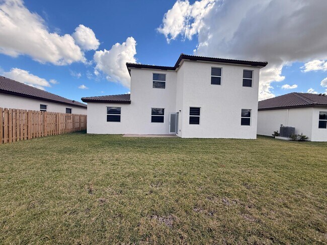 Foto del edificio - 2954 SE 23rd Ave