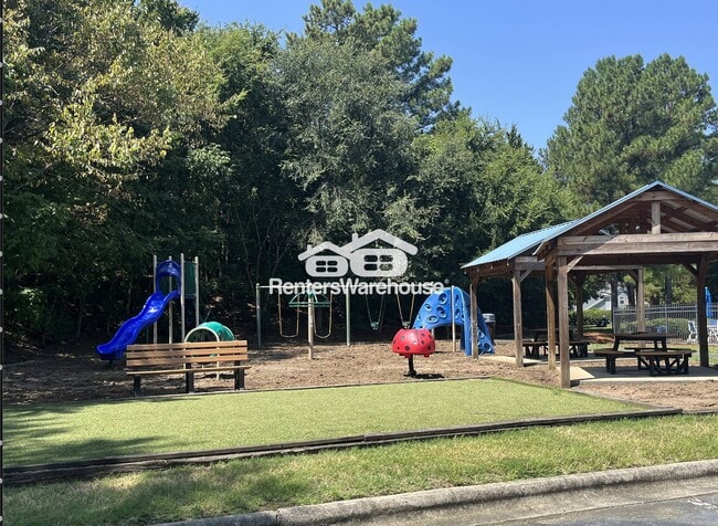 Building Photo - 11300 Hunters Landing Dr