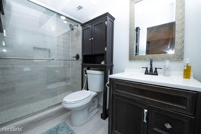 Foto del edificio - 8415 SW 107th Ave