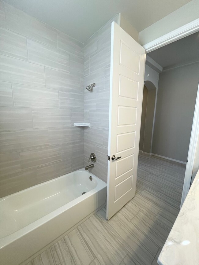 Building Photo - Gorgeous 4bd newer construction in Los Lunas!