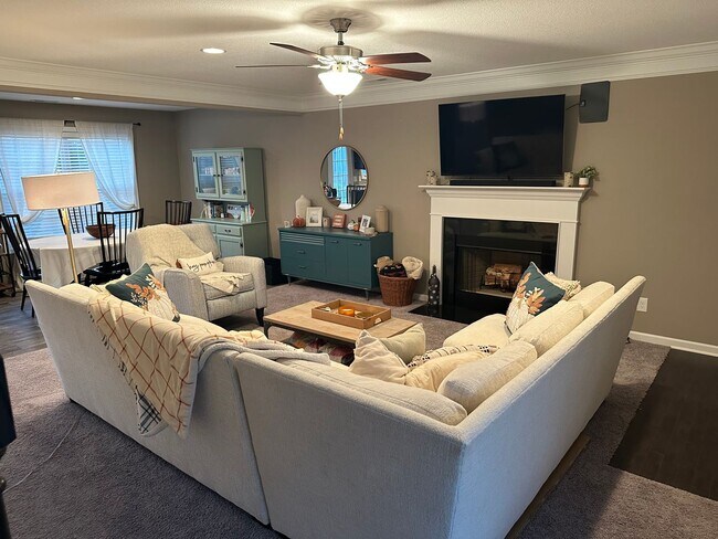 Foto del edificio - Maryville 37803 - 3 bedroom, 2.5 bath home - Contact Tanner Fee (865) 850-5103