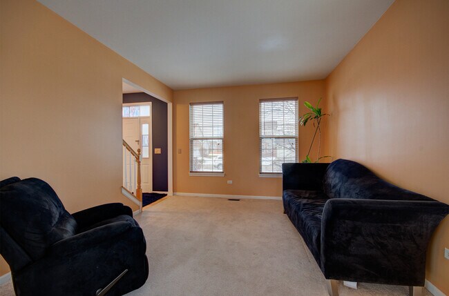Foto del edificio - 821 N Edgewater Ln