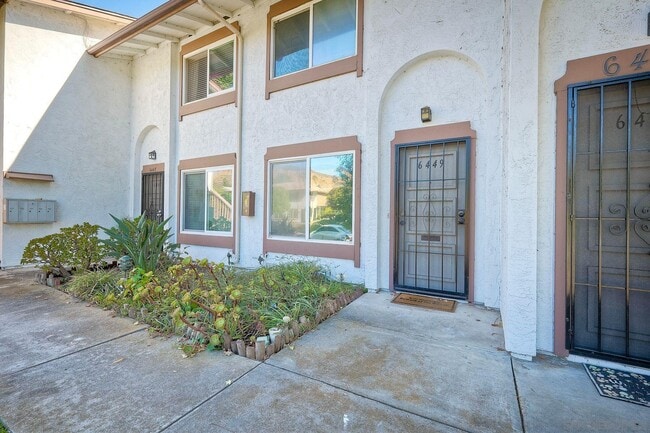 Building Photo - 6449 Bell Bluff Ave