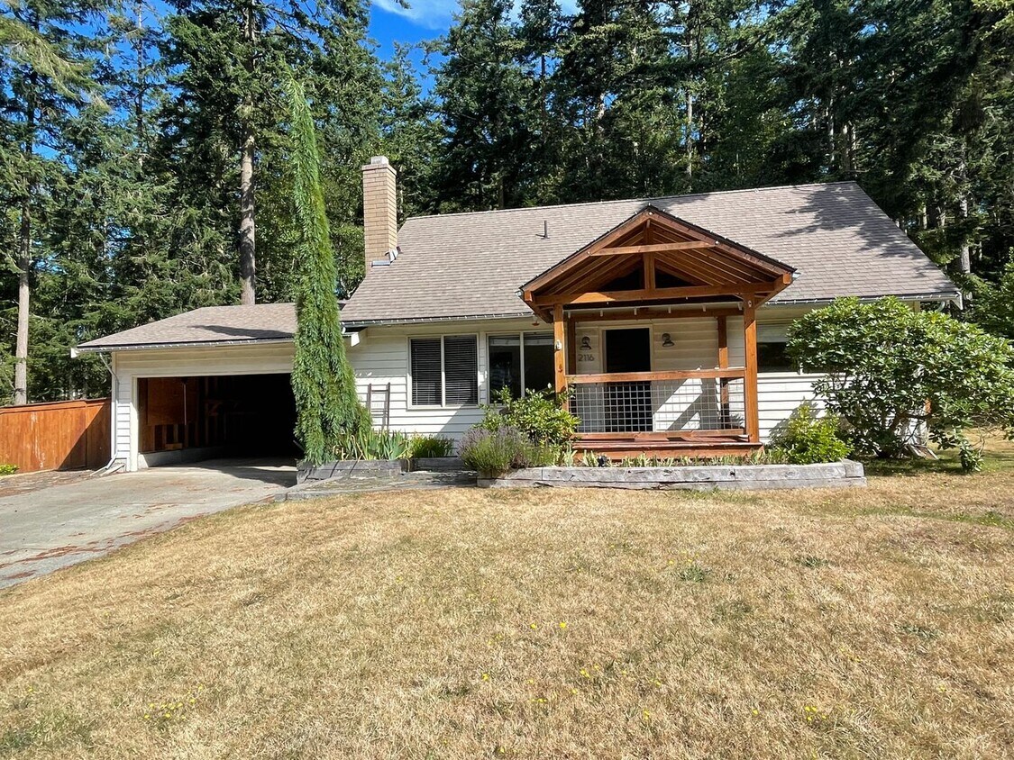 Foto principal - Stunning Home in Private Neighborhood