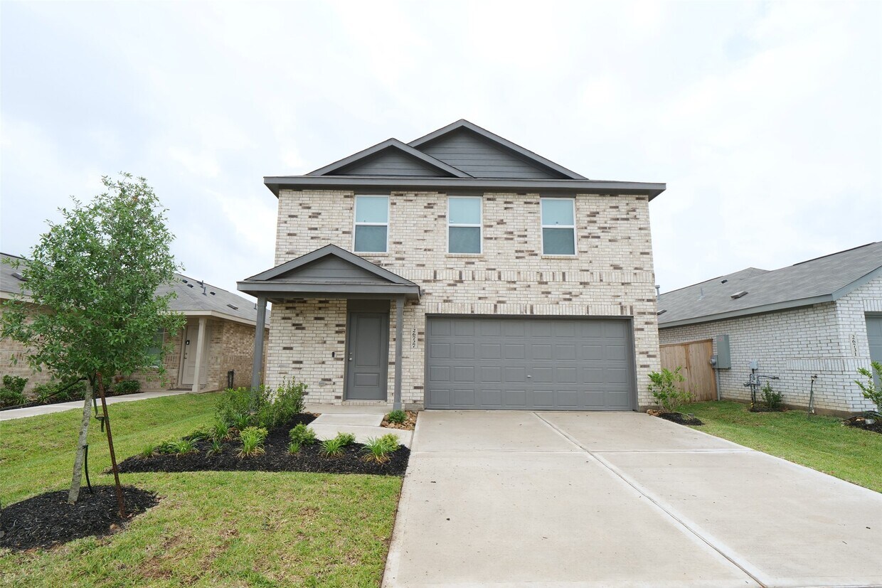 Foto principal - 26727 Feather Reed Dr