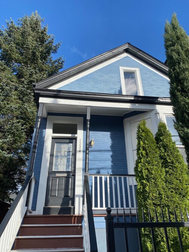 Foto principal - 1724 NW 24th Ave