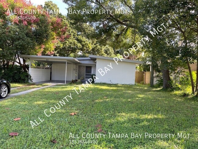Foto del edificio - 3-bedroom 2 bath Davis Islands!