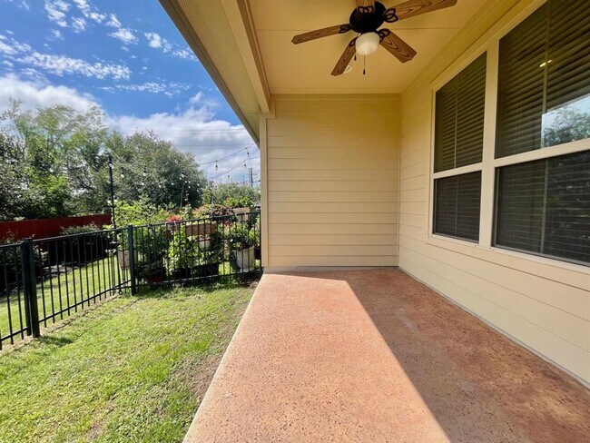 Foto del edificio - 14001 Avery Ranch Blvd