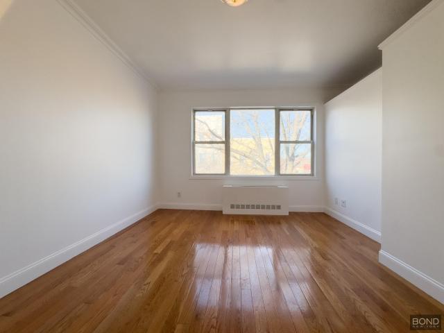 Building Photo - 3 bedroom in Brooklyn NY 11222