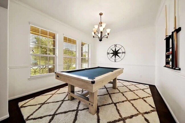 Foto del edificio - 8133 Tranquil Lake Way
